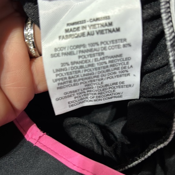 Nike Dri-Fit Running,panty lined,elastic drawstring waist,mesh side panel - Picture 8 of 8